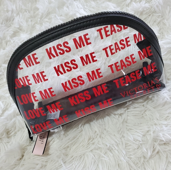 ♦️"KISS ME" "TEASE ME" "LOVE ME" Make-up Bag♦️ - Picture 3 of 5